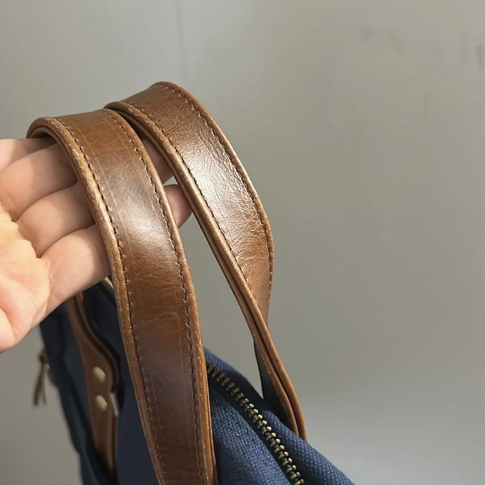 Hudson Sutler Heritage Slim Briefcase navy with leather handles